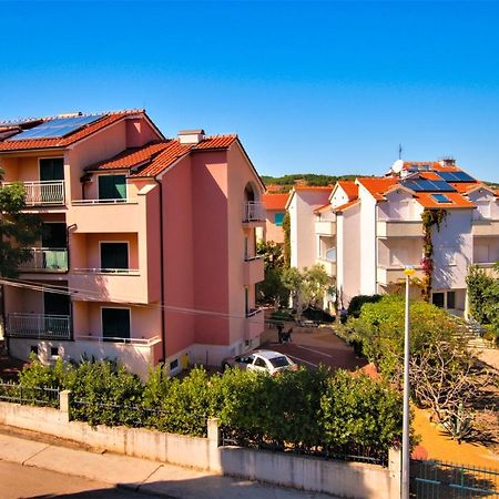 Pansion Hrga Hotel Vodice Luaran gambar