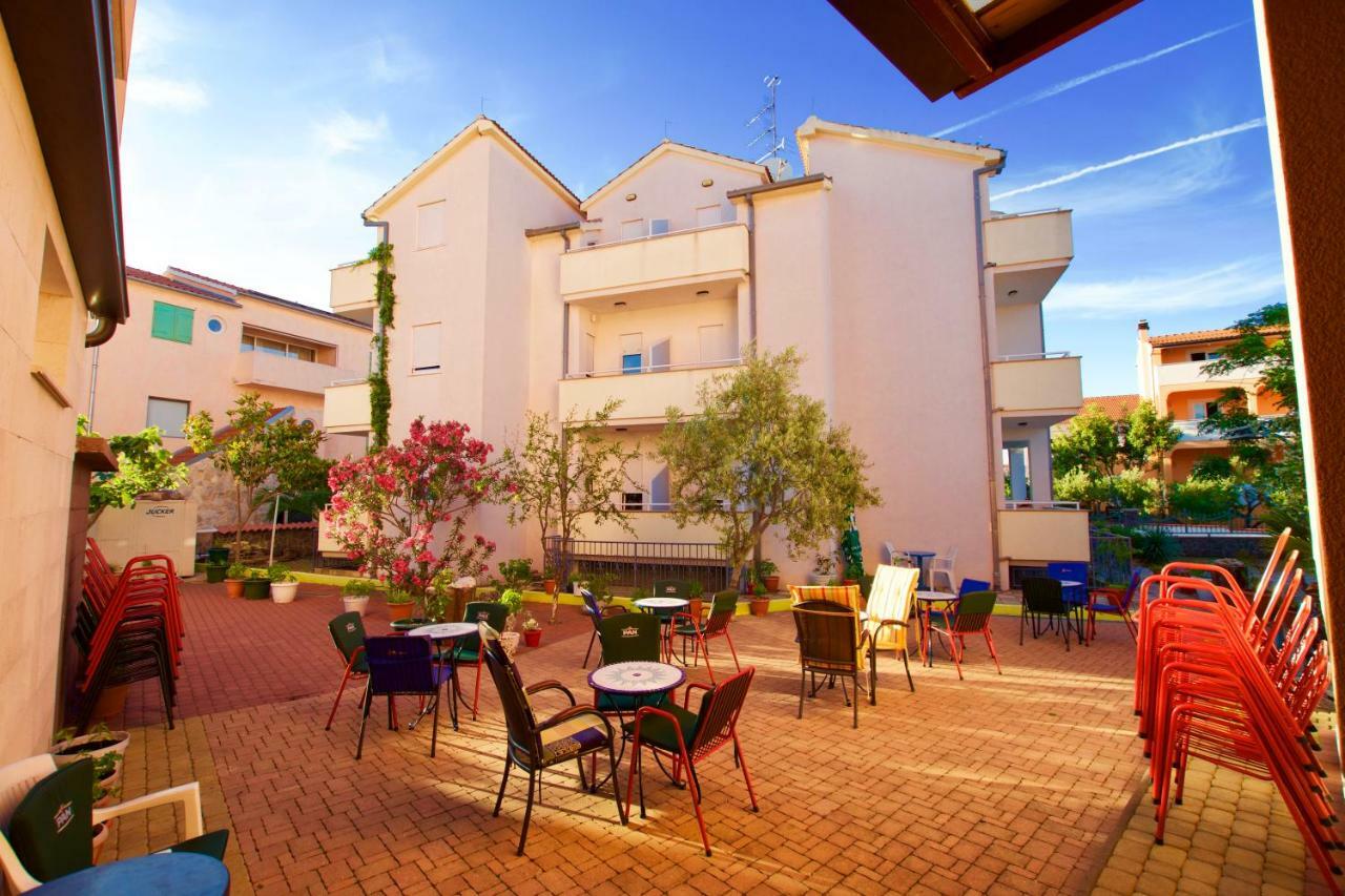 Pansion Hrga Hotel Vodice Luaran gambar
