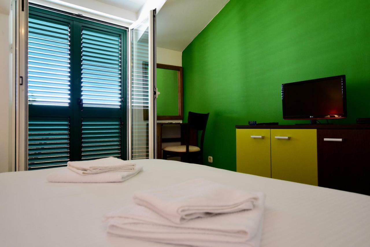 Pansion Hrga Hotel Vodice Luaran gambar