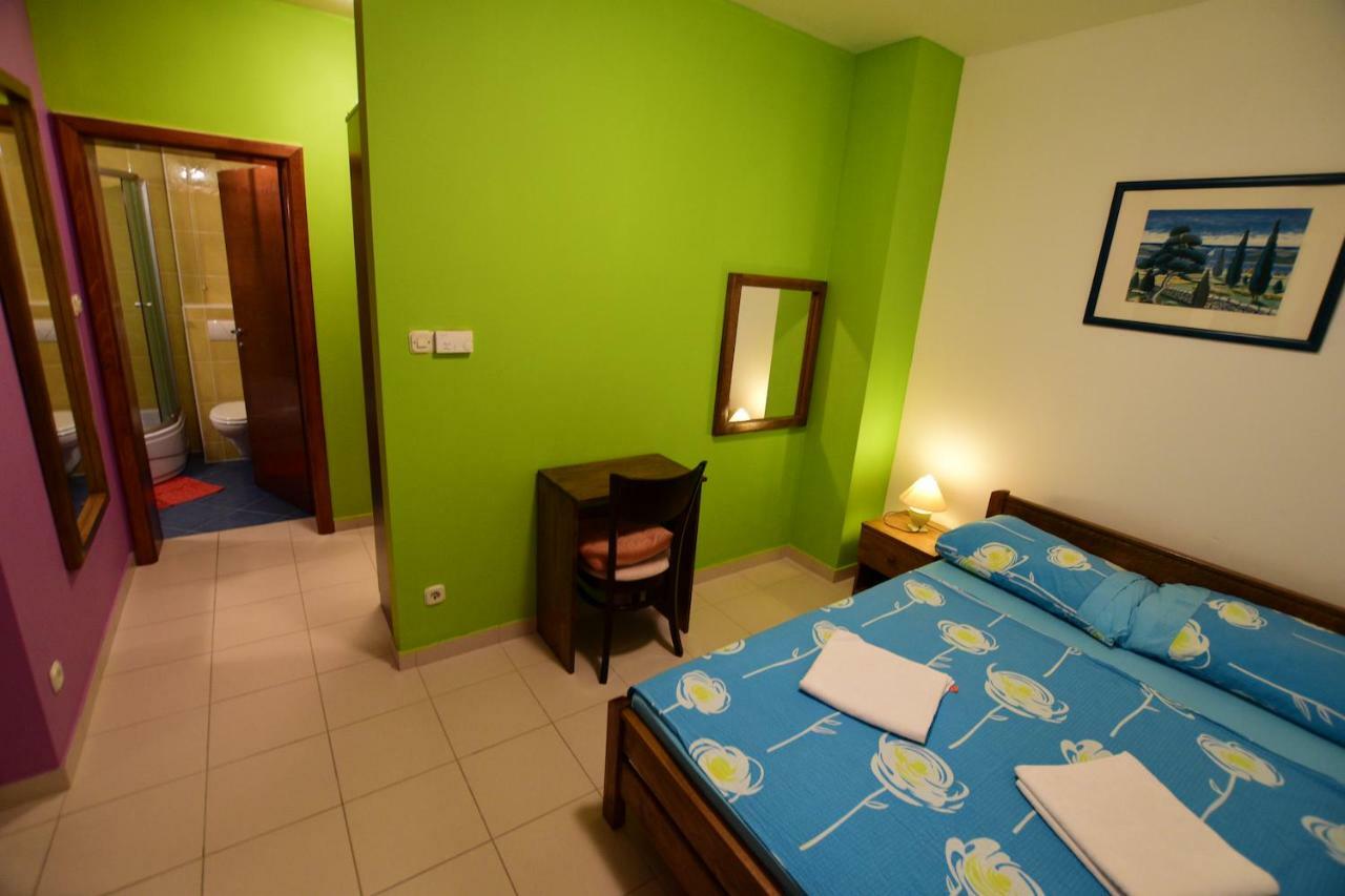 Pansion Hrga Hotel Vodice Luaran gambar